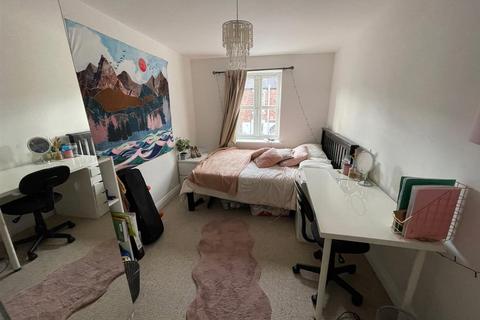 5 bedroom terraced house to rent, Mistletoe Street, Durham City