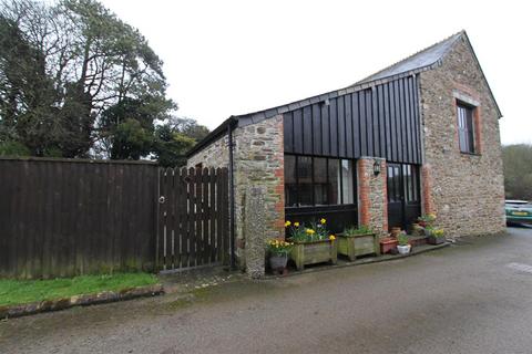 2 bedroom detached house to rent, Tremadart Farm Barns, Liskeard PL14