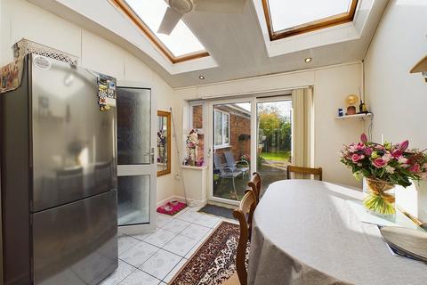 4 bedroom semi-detached house for sale, Arle Road, Cheltenham, Gloucestershire, GL51