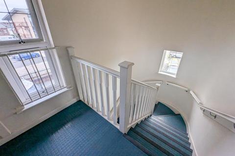 1 bedroom flat for sale, Duke Street, Leigh