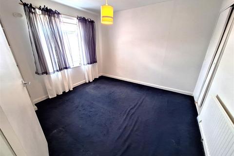 2 bedroom apartment for sale, Caroline Court, Bath Road, Reading