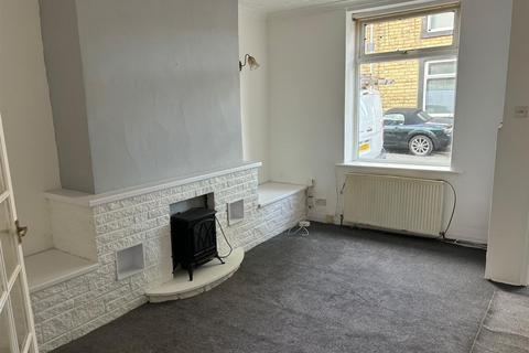 2 bedroom terraced house to rent, Duckworth Street, Shaw OL2