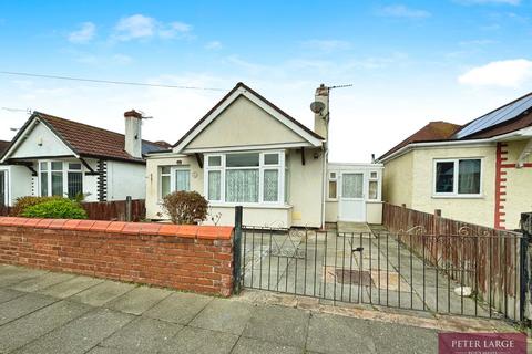 2 bedroom detached bungalow for sale, 16 Carlisle Avenue, Rhyl, LL18 3UD