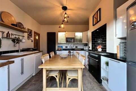 4 Dene Avenue, Hexham, NE46 1HJ