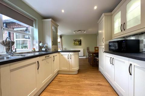 11 Goodwin Lane, Fernwood, Newark, NG24 3GW
