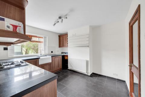 25 Banchory Road, London, SE3 8SL