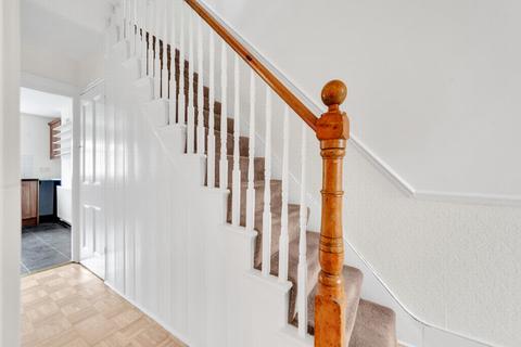 25 Banchory Road, London, SE3 8SL