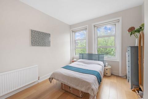 2 bedroom flat for sale, Netherwood Road, London W14