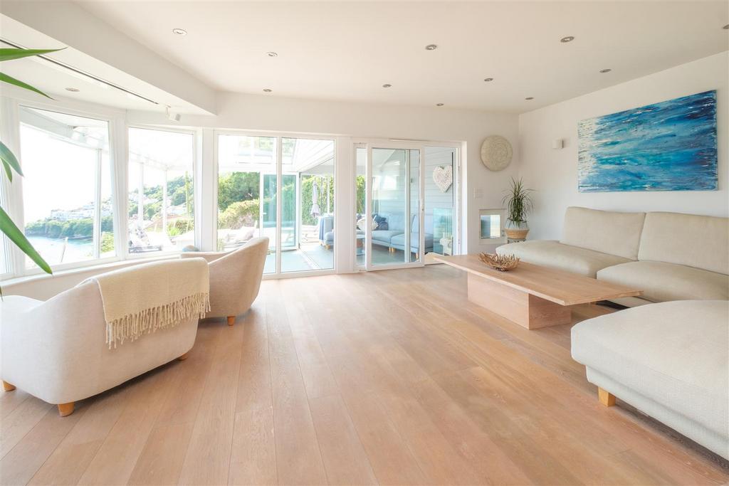 Parry Tranquil Place Looe23.JPG