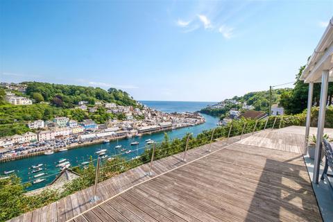 Tranquil Place The Downs, West Looe, Looe, PL13 2BA