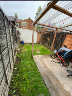 3 bedroom terraced house to rent, Haig Road East, London E13