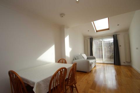 2 bedroom flat to rent, Mortimer Road, Oxford