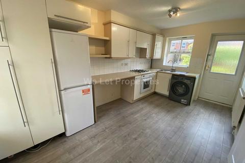 3 bedroom house to rent, Boston Street, Manchester M15