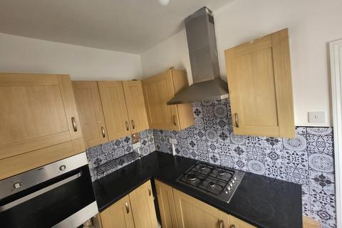 3 bedroom terraced house to rent, Buffery Road, Dudley DY2