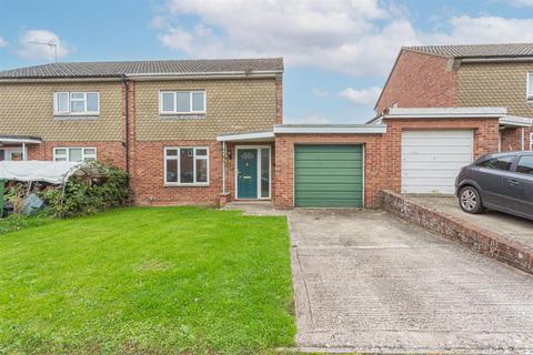 2 bedroom terraced house for sale, Dowding Way, Bowerhill, Melksham