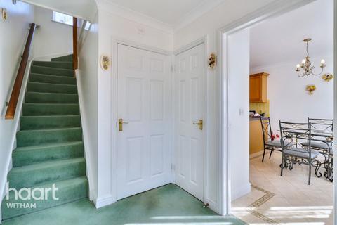 4 bedroom link detached house for sale, Shelley Avenue, Tiptree