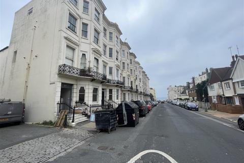 1 bedroom house to rent, Holland Road, Hove