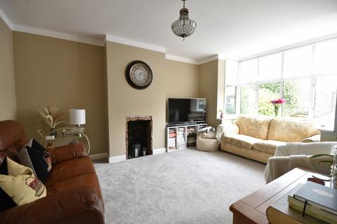 3 bedroom semi-detached house for sale, Horley, Surrey, RH6