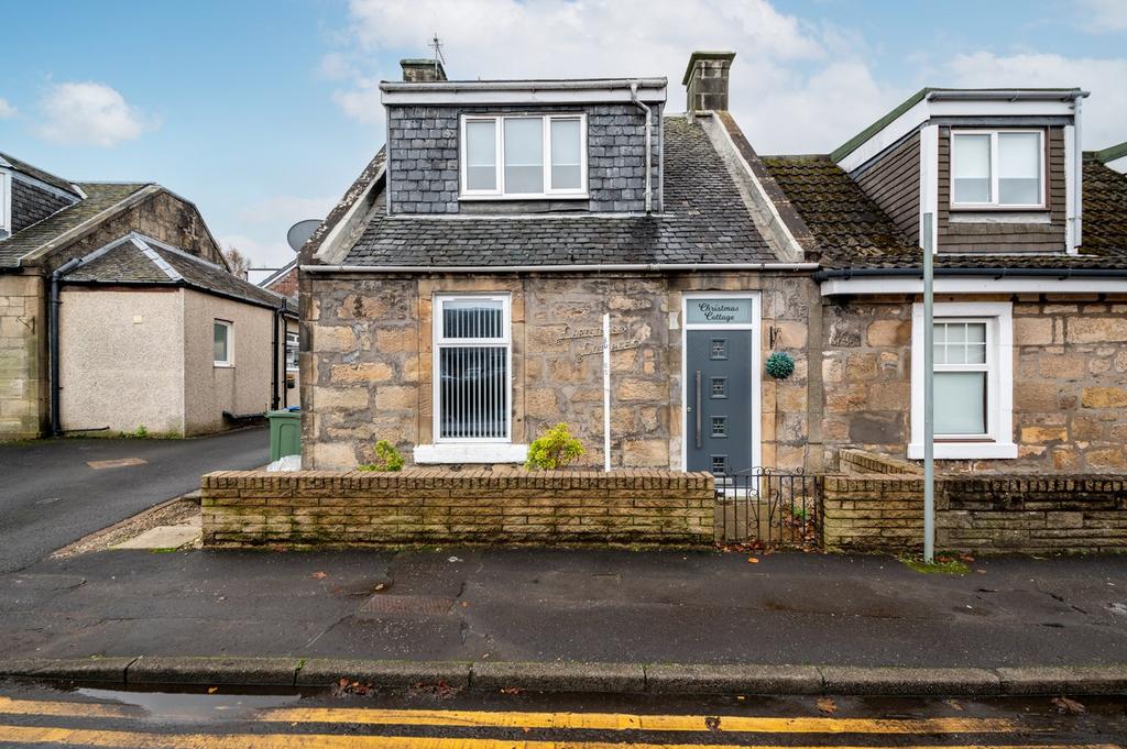Main Street, Larbert, FK5 2 bed cottage - £175,000