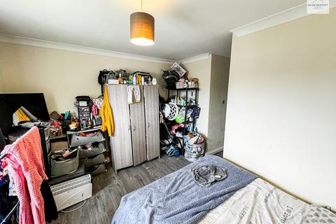 1 bedroom flat for sale, Hickory Close, London N9