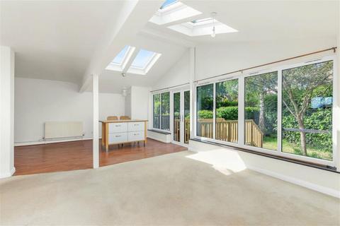 4 bedroom end of terrace house for sale, High Street, Nutley, Uckfield, TN22