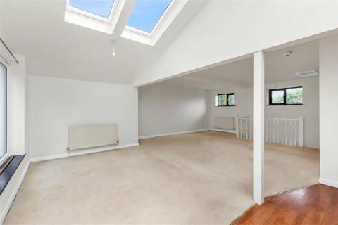 4 bedroom end of terrace house for sale, High Street, Nutley, Uckfield, TN22