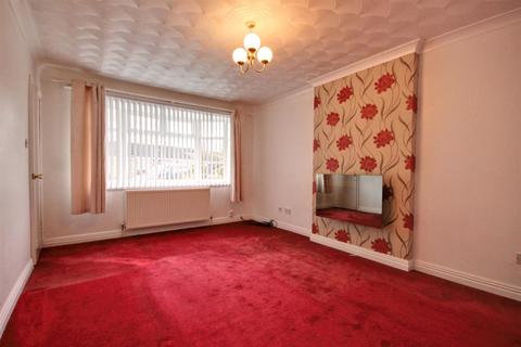 2 bedroom semi-detached bungalow for sale, Ganton Way, Willerby, Hull