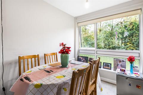 2 bedroom maisonette for sale, Bath Road, Reading