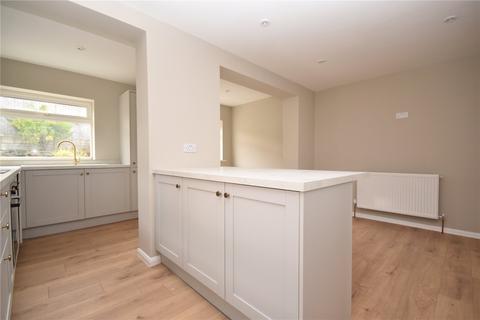 24 Harthill, Gildersome, Leeds, LS27 7EU