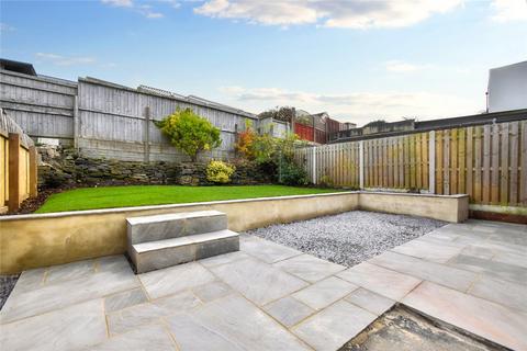 24 Harthill, Gildersome, Leeds, LS27 7EU