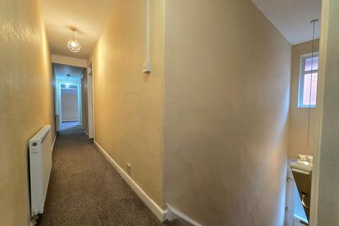 2 bedroom maisonette to rent, Hill Lane, Shirley