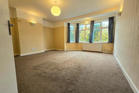 2 bedroom maisonette to rent, Hill Lane, Shirley