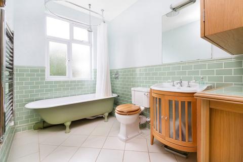 26 Loxton Road, London, SE23 2ET