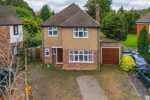 3 bedroom detached house for sale, Medina Avenue, Esher, KT10