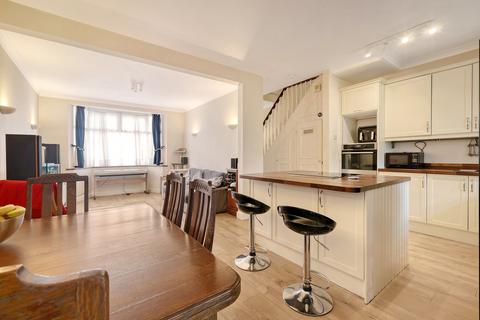 29 Clinton Crescent, Ilford, IG6 3AH