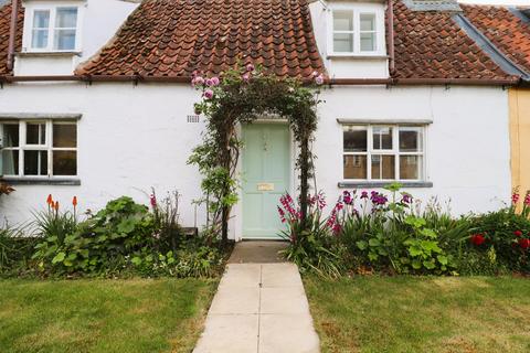 2 bedroom end of terrace house to rent, Mill Street, Isleham, Ely