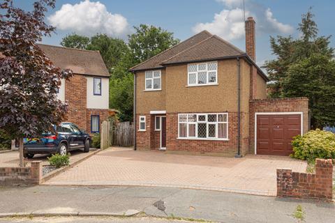 3 bedroom detached house for sale, Medina Avenue, Esher, KT10