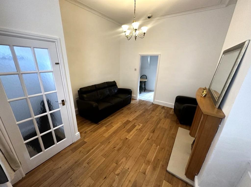 57 Shuttleworth Road