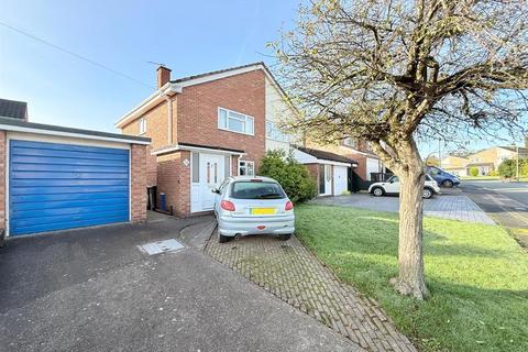 3 bedroom semi-detached house for sale, Ashfields Road, Heath Farm, Shrewsbury