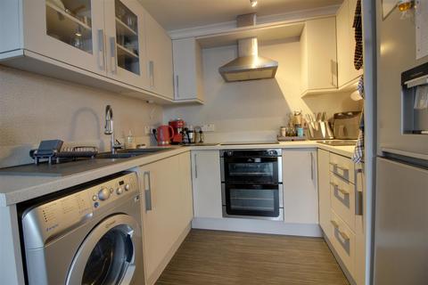 1 bedroom flat for sale, Sawyers Court, Waltham Cross