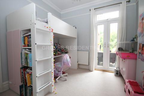 133 Elm Road, New Malden, KT3 3HP