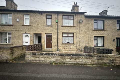 3 bedroom terraced house to rent, Long Lane, Huddersfield HD5