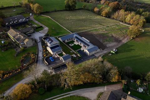 3 bedroom house for sale, Low House Farm, Ben Rhydding LS29