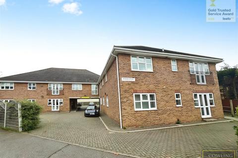 2 bedroom apartment to rent, 10 Bakers Court, Hodgsons Way, Wickford