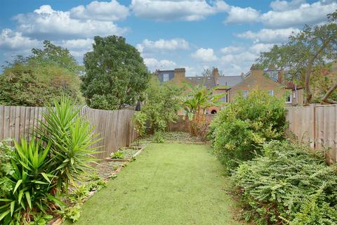 5 bedroom terraced house to rent, Trentham Street Southfields London