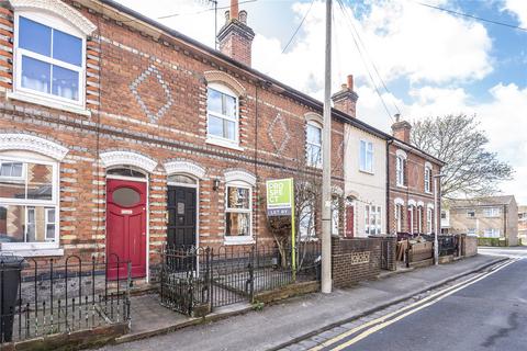 2 bedroom terraced house to rent, Essex Street, Reading, Berkshire, RG2