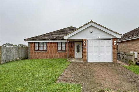 3 bedroom detached bungalow to rent, Aberdale Road, Polegate BN26