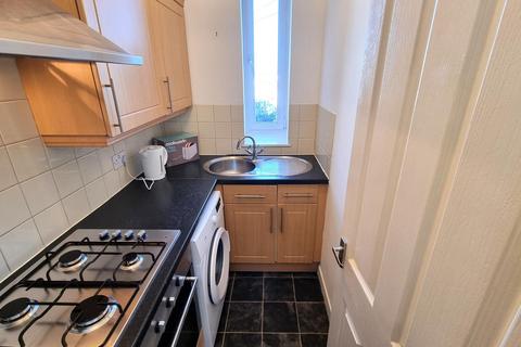 1 bedroom flat to rent, Victoria Road, Torry, Aberdeen, AB11