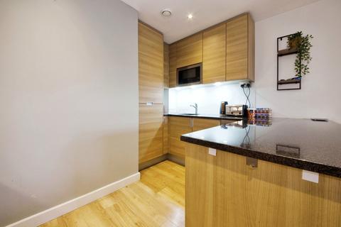 2 bedroom apartment for sale, Aerodrome Road, London NW9