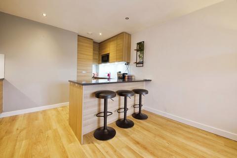 2 bedroom apartment for sale, Aerodrome Road, London NW9